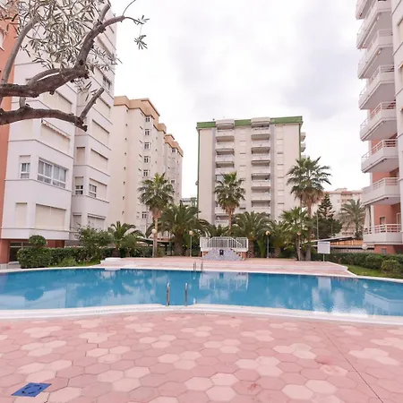 Marblau Alondras-julio Y Agosto Solo Familias Апартаменты Гандия