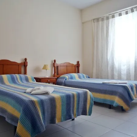 Marblau Alondras-julio Y Agosto Solo Familias *